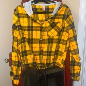 Plaid drawstring flannel with hood. Black and yellow. Maroon stripes.